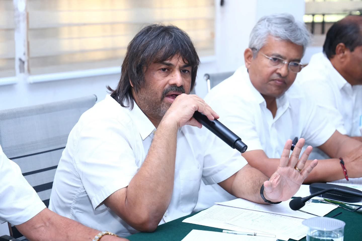 ನಾಳೆಯಿಂದ ಎಡದಂಡೆ, ಜನವರಿ 8ರಿಂದ ಬಲದಂಡೆ ನಾಲೆಗೆ ಭದ್ರಾ ನೀರು ಹರಿಸಲು ನಿರ್ಣಯ: ಎಸ್.ಮಧು ಬಂಗಾರಪ್ಪ